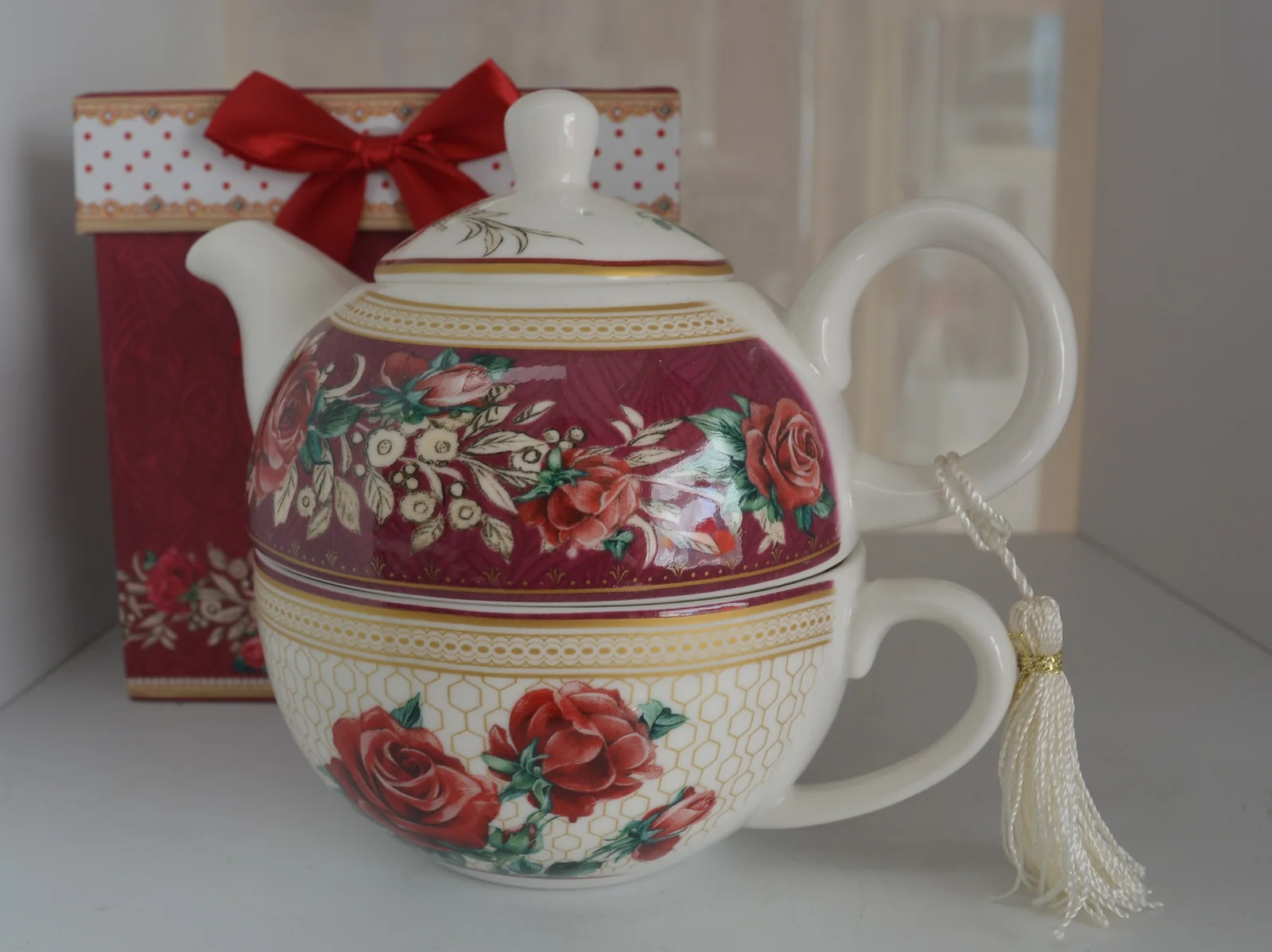 Red Rose Tea for One Set