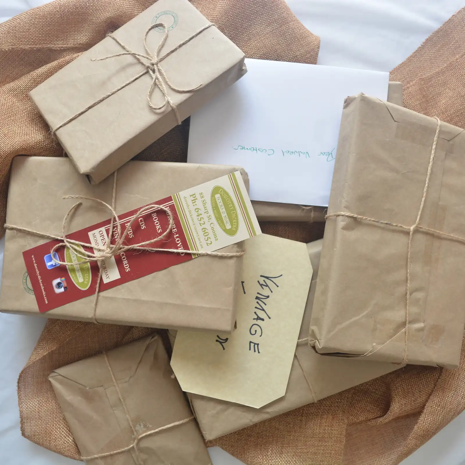 Thumbnail: Dorothy's Bag-O-Books